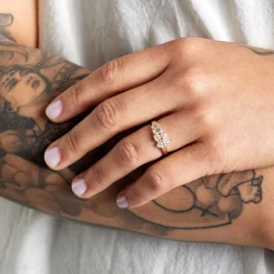 Best Betsy & Iya Astrum ring