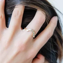 Discount Betsy & Iya Earth Diamond Cor Ring - White Diamonds