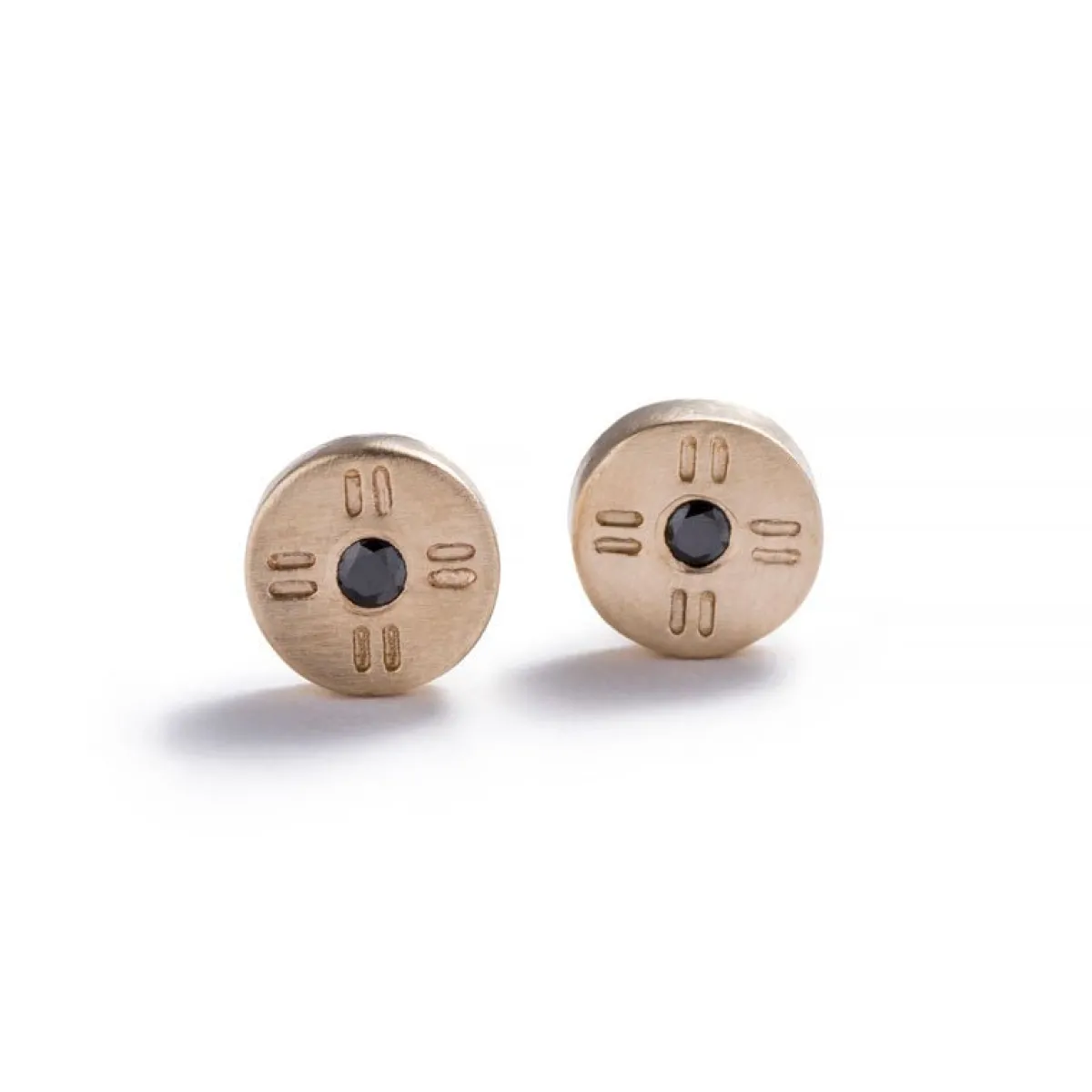 Best Betsy & Iya Mollis stud earrings