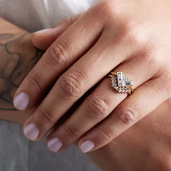 Hot Betsy & Iya Montis ring