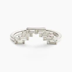 Hot Betsy & Iya Montis ring