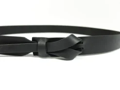Outlet Betsy & Iya Muse Simple Buckleless Black Leather Belt - 1"