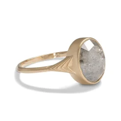 Fashion Betsy & Iya Nubis ring