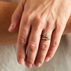 Hot Betsy & Iya Sano ring