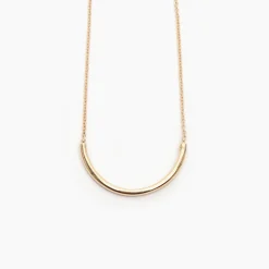 Sale Betsy & Iya Small Curved Bar Necklace