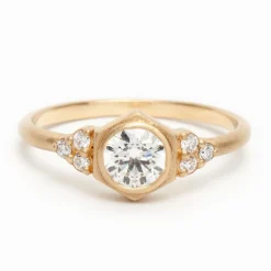 Hot Betsy & Iya Sol Ring - White Diamond