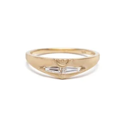 Fashion Betsy & Iya Spero Ring