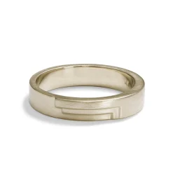 New Betsy & Iya Vitae ring